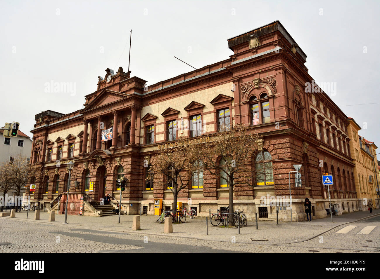 Postgebäude in Weimar Stockfoto
