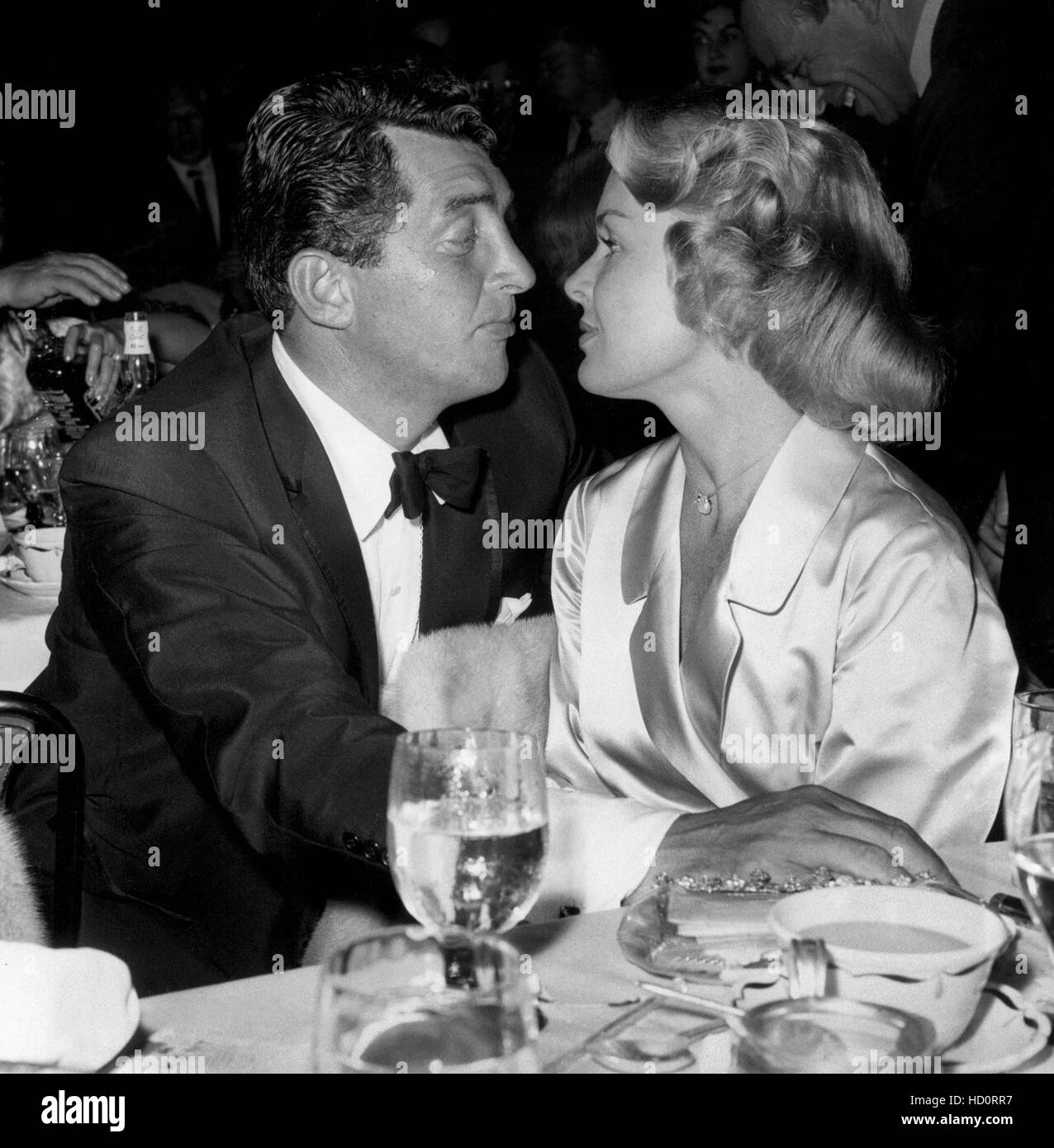Dean martin und frau jeanne martin Fotos und Bildmaterial in hoher