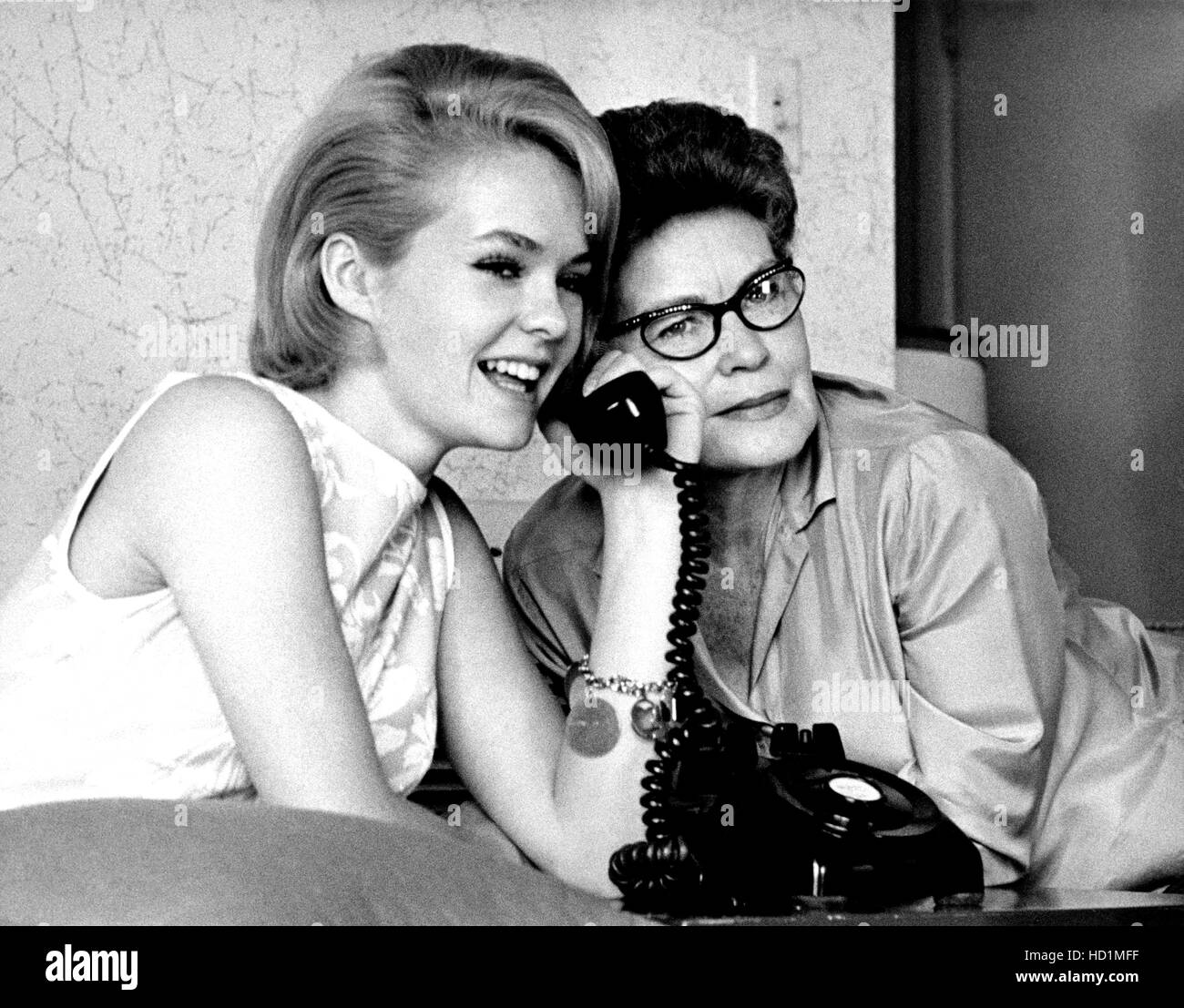 Joey Heatherton mit ihrer Mutter, Davenie Heatherton, ca. 1963