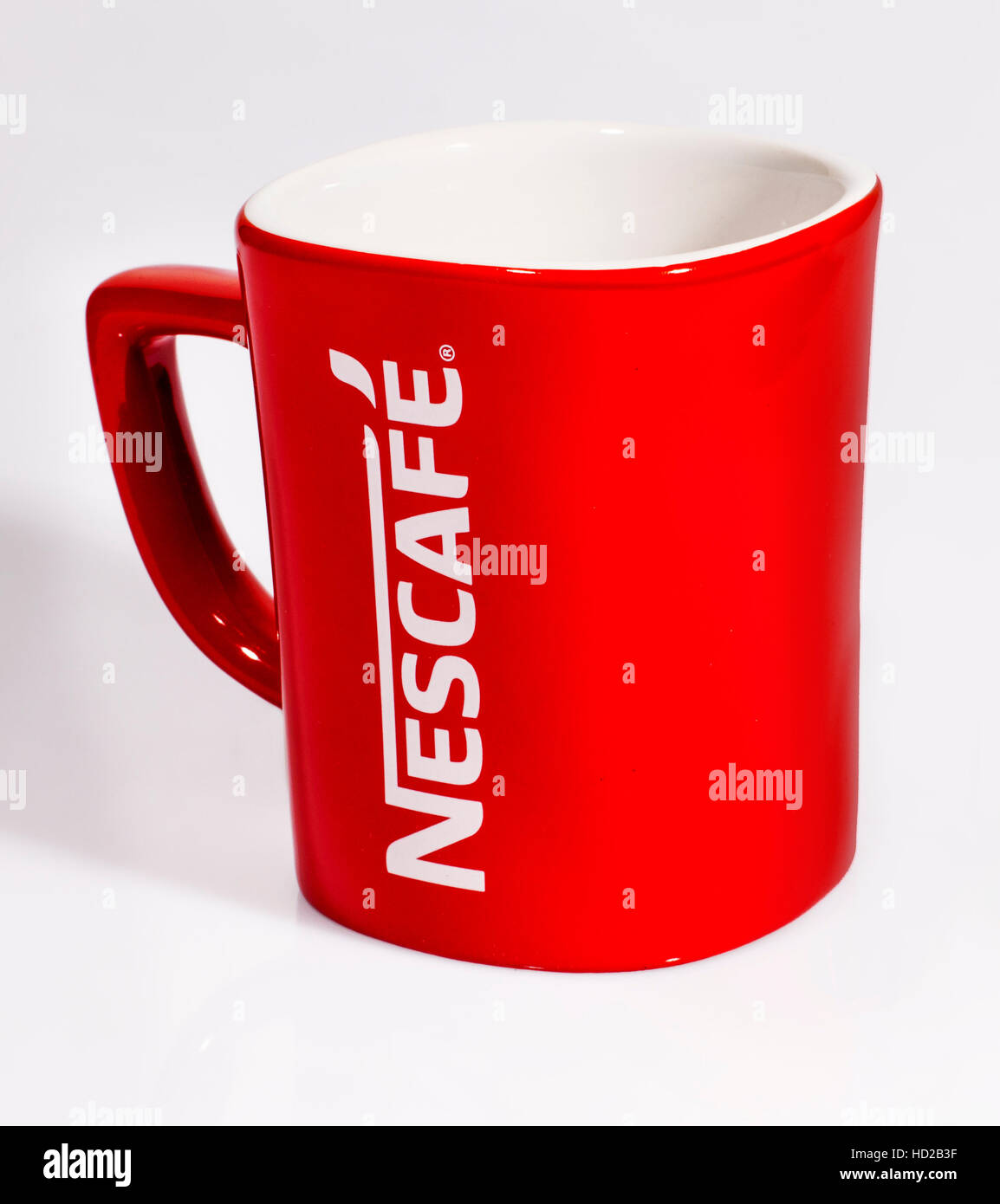 Nescafe Becher, rote Becher Stockfoto