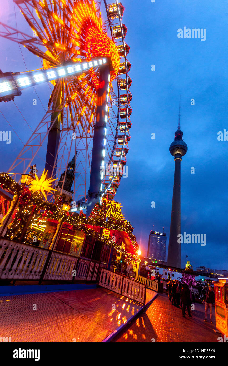 Berliner Weihnachtsmarkt Atmosphäre Berlin Alexanderplatz Deutschland Tradition Stockfoto