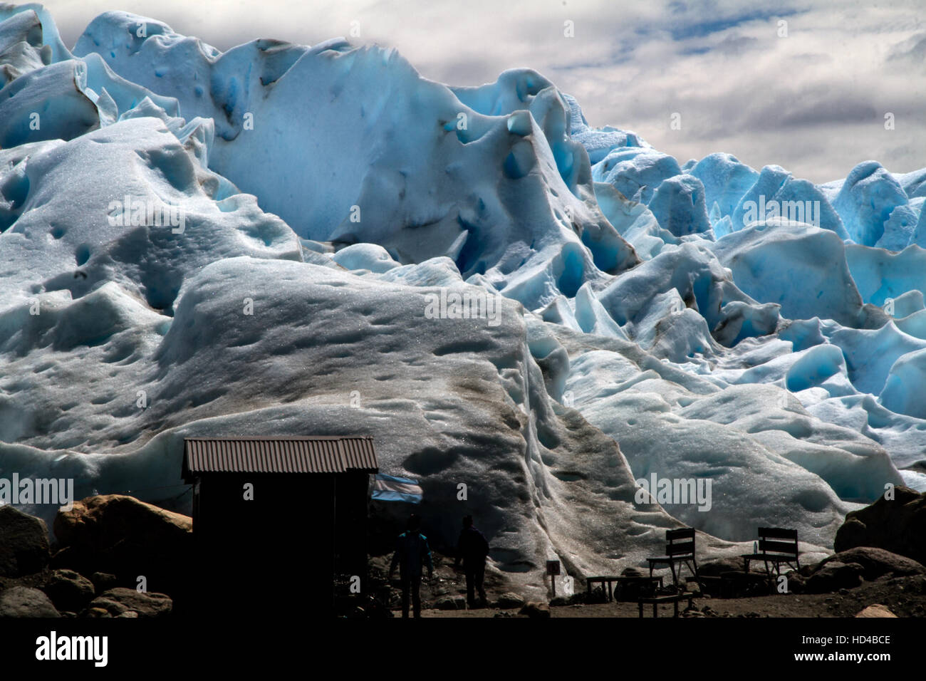 EL CALAFATE, ARG, 06.12.2016: Argentinischen Perito Moreno-Gletscher im Nationalpark Los Glaciares in Südwest Provinz Santa Cruz, Argentinien Stockfoto