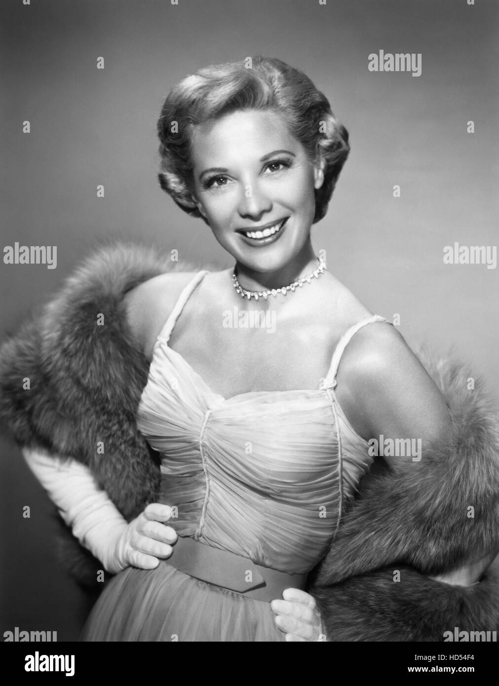 DINAH SHORE CHEVY SHOW aka THE DINAH SHORE SHOW Dinah Shore ca 1959 dinah-shore-chevy-show-aka-the-dinah-shore-show-dinah-shore-ca-1959