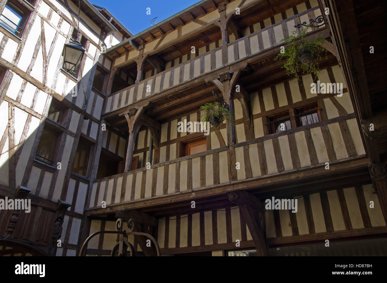Troyes Holz gerahmt Gebäude Stockfoto