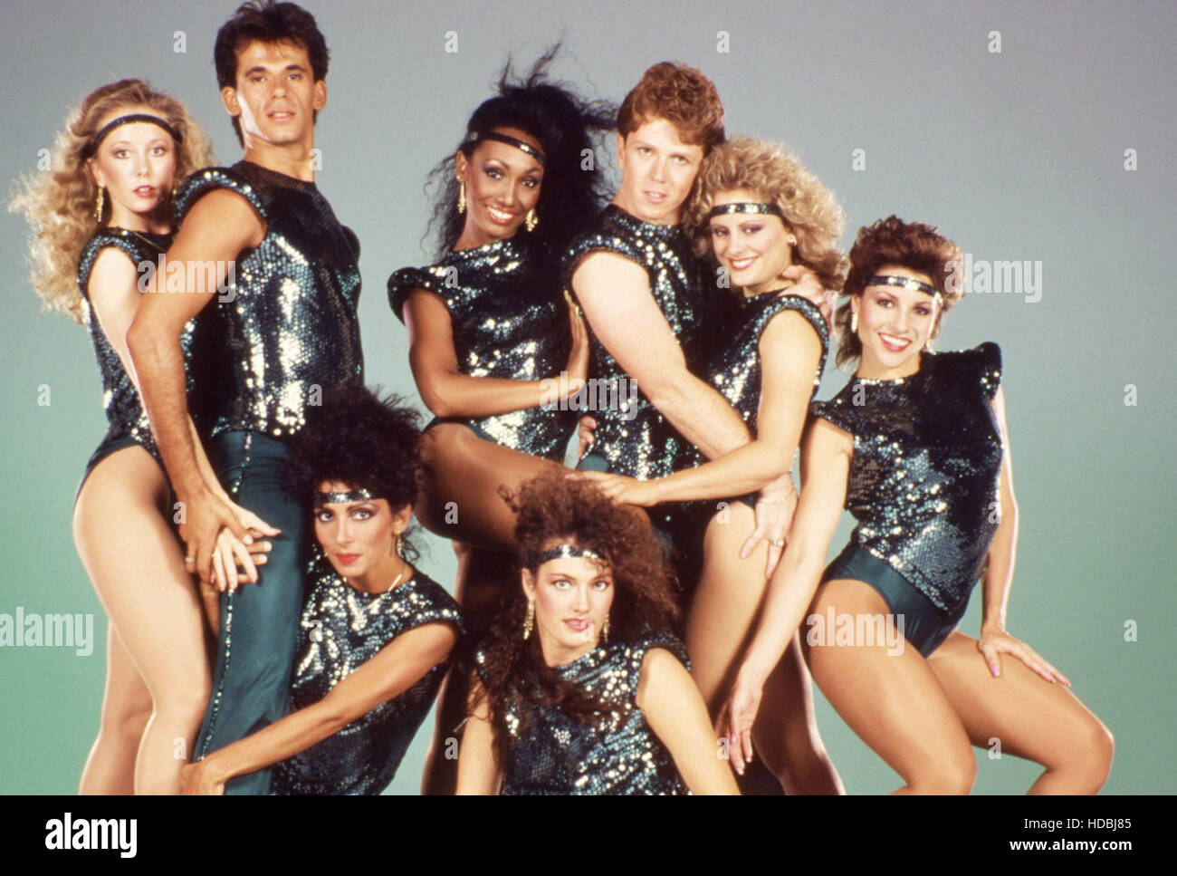 SOLID GOLD, Solid Gold Tänzer Tony Fields (stehend, 2. von links