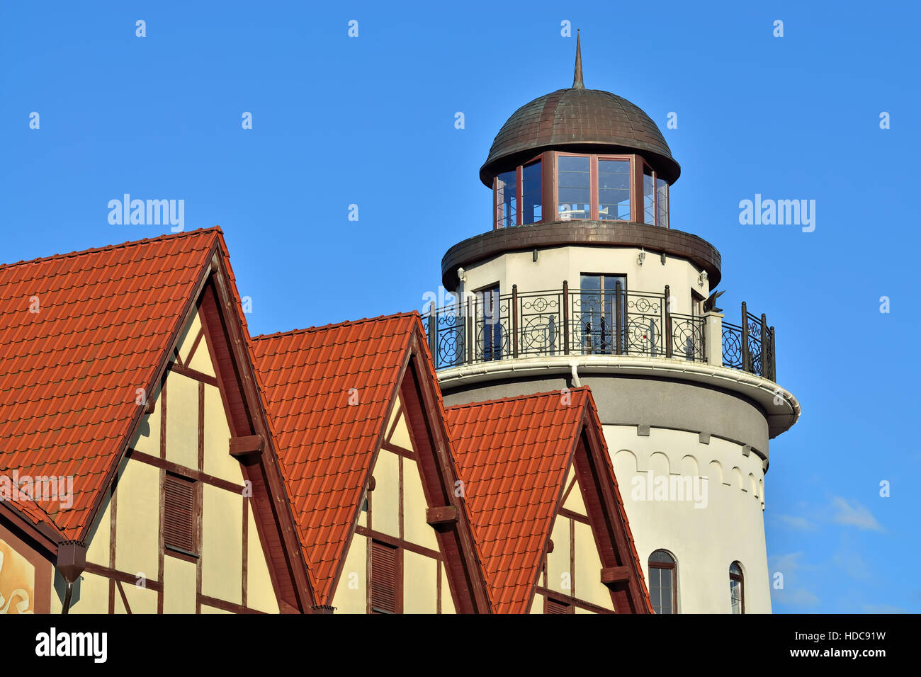 Leuchtturm im Fischerdorf. Kaliningrad, ehemals Königsberg, Russland Stockfoto