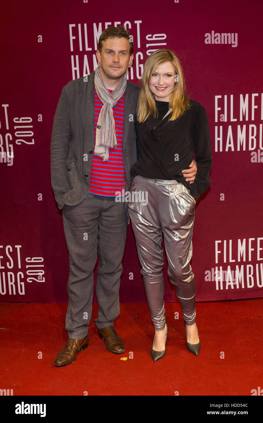Prominenten Besuch der Hamburger Filmfest 2016 bei Cinemaxx Featuring: Sebastian Bezzel, Johanna Christine Gehlen Where: Hamburg, Deutschland bei: 30 Sep 2016 Stockfoto
