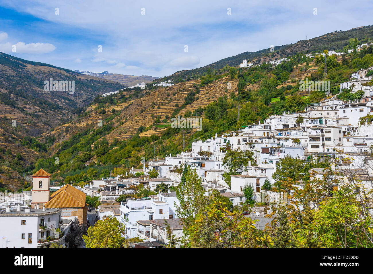 weiße Dorf Bubión in den Alpujarras und dem Berg Mulhacén, Sierra Nevada,  Andalusien, Spanien Stockfotografie - Alamy