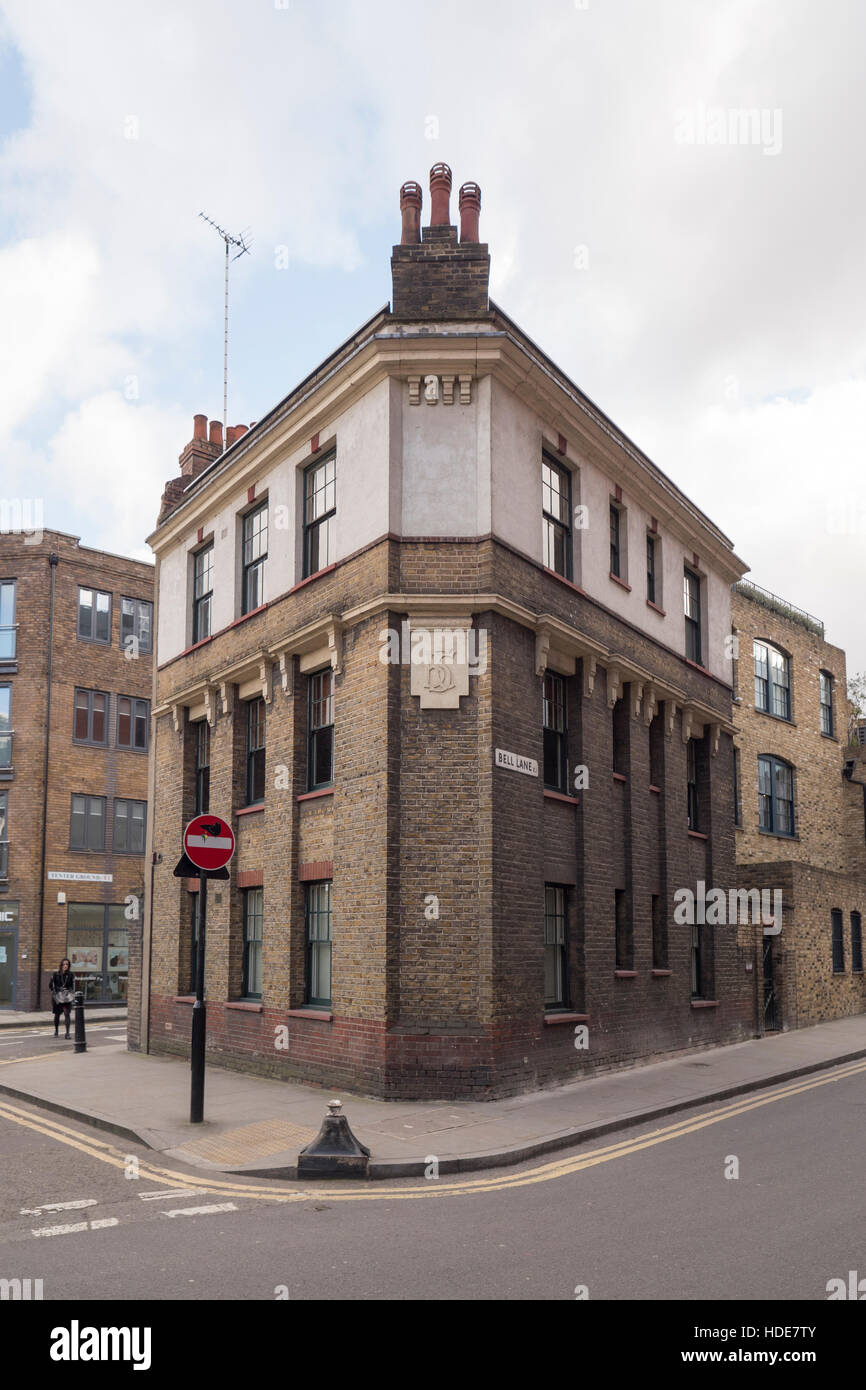 Tracey Emin Atelier 66-68 Bell Lane in Spitalfields, ein denkmalgeschütztes Gebäude in einem Naturschutzgebiet in Kunst und Handwerk-design Stockfoto