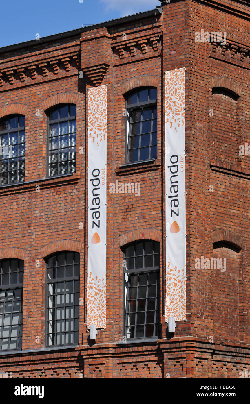 Zalando Outlet, Koepenicker Straße, Kreuzberg, Berlin, Deutschland Stockfoto