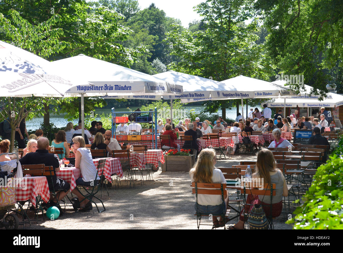 Biergarten, Fischerhütte, Schlachtensee, Zehlendorf, Berlin, Deutschland Stockfoto