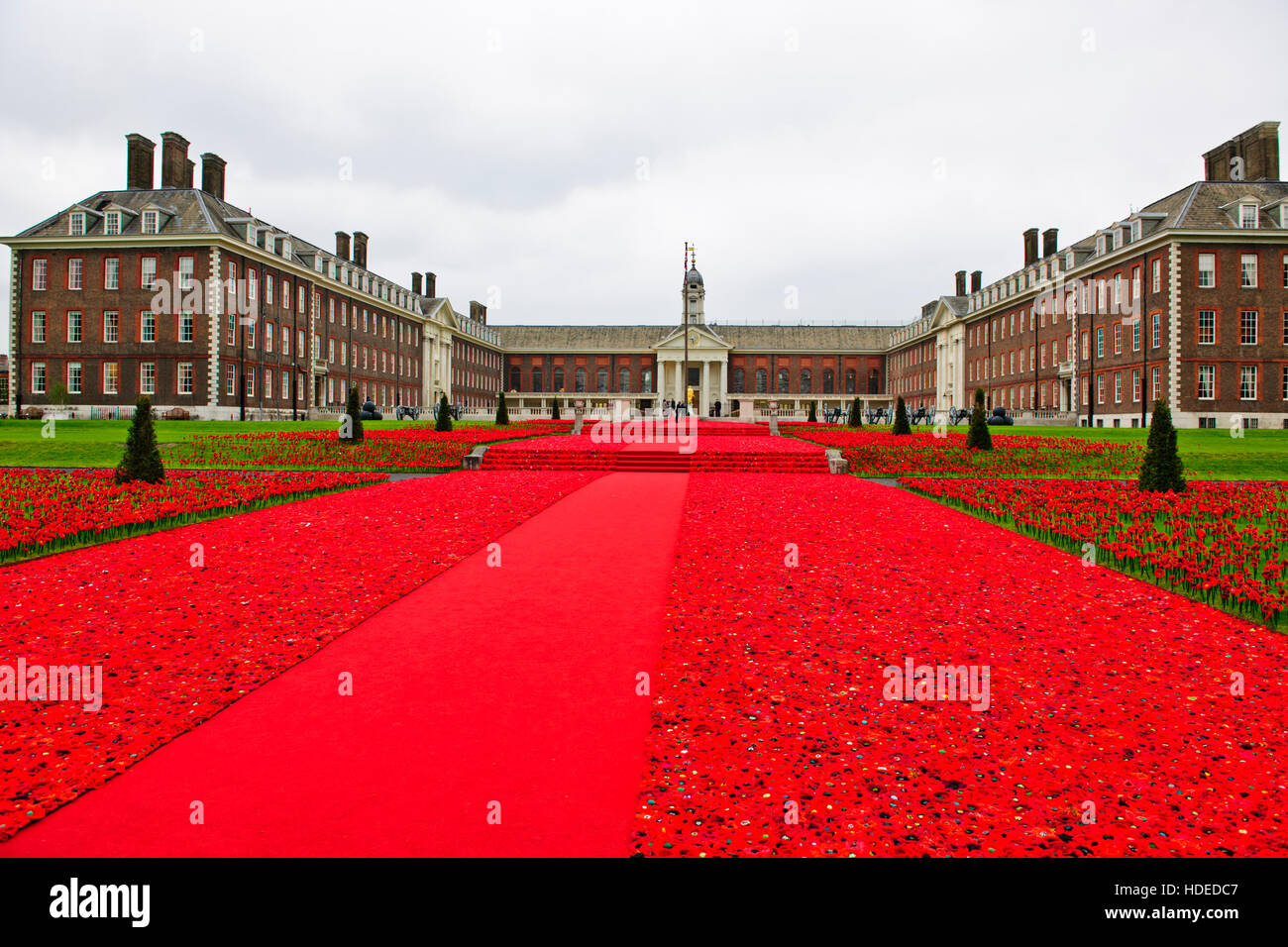 Chelsea Flower Show 2016, Royal Hospital Chelsea Breathtaking Anzeige von 5000 installiert Mohn von Phillip Johnson, Chelsea, London Stockfoto