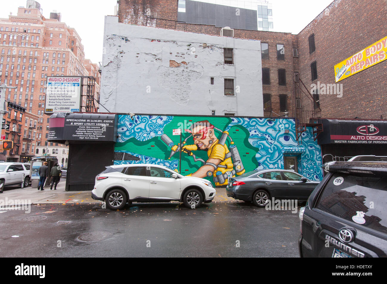 Auto sprühen Wandbild auf eine Garage in Chelsea, New York City, Vereinigte Staaten von Amerika. Stockfoto
