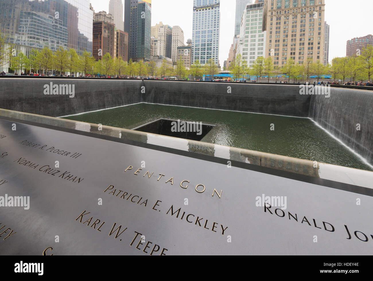 NEW YORK - 2. Mai 2016: 9/11 Gedenkstätte an das World Trade Center Stockfoto