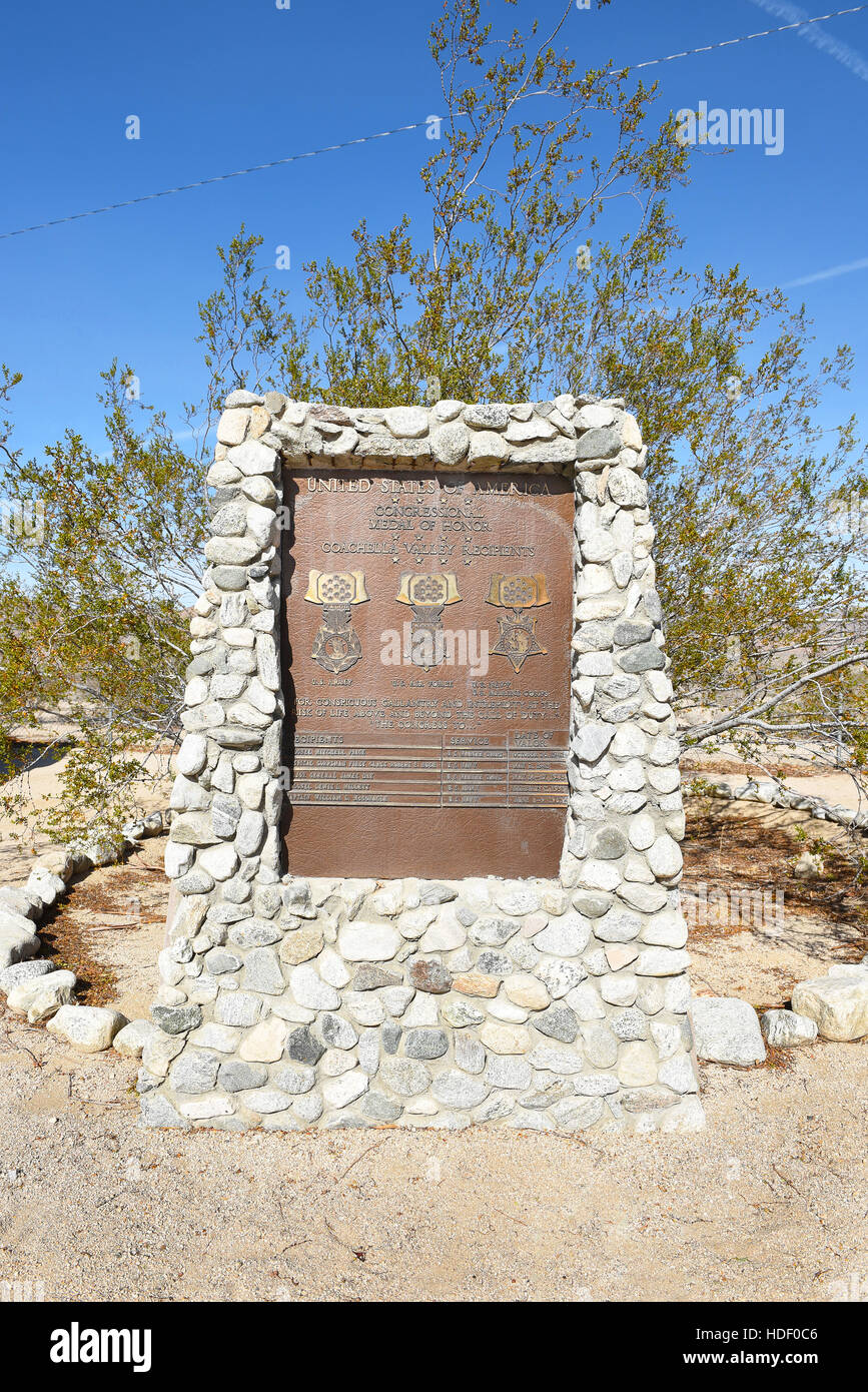 CHIRIACO Gipfel, CA - 10. Dezember 2016: Congressional Medal Of Honor-Denkmal am General Patton Memorial Museum. Das Denkmal ehrt die CMH reci Stockfoto