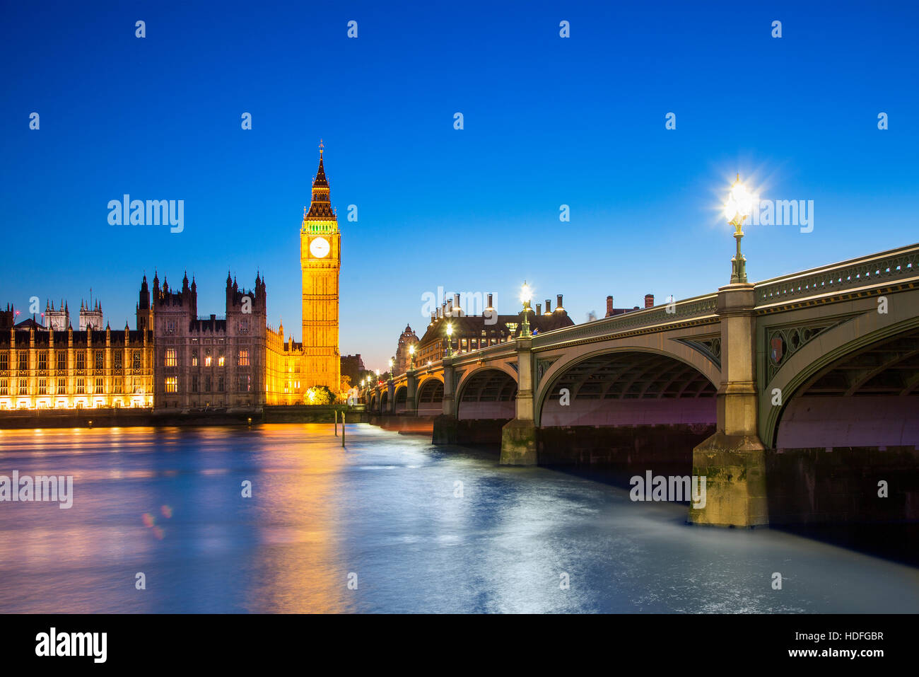 Big Ben Clock Tower und das Parlament-Haus in Stadt von Westminster, London England UK Stockfoto