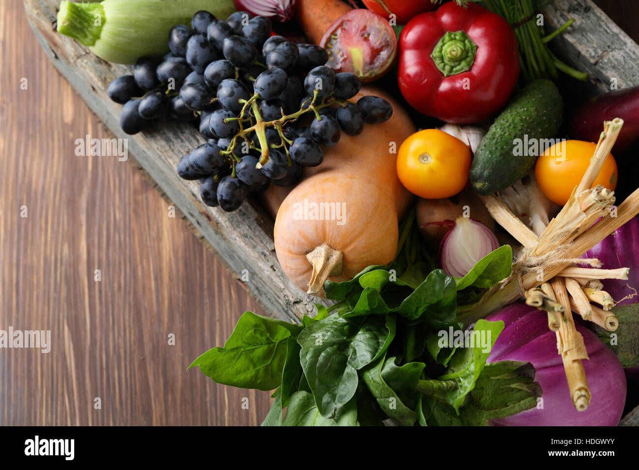 Ernte von Herbstgemüse, Lebensmittel-Hintergrund Stockfoto
