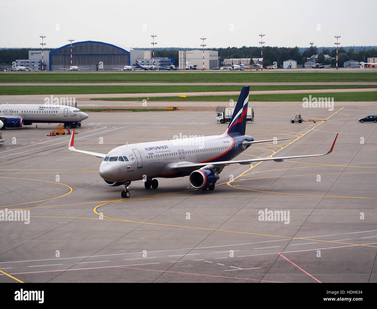 VP-BLR (Flugzeuge) am internationalen Flughafen Sheremetyevo pic3 Stockfoto