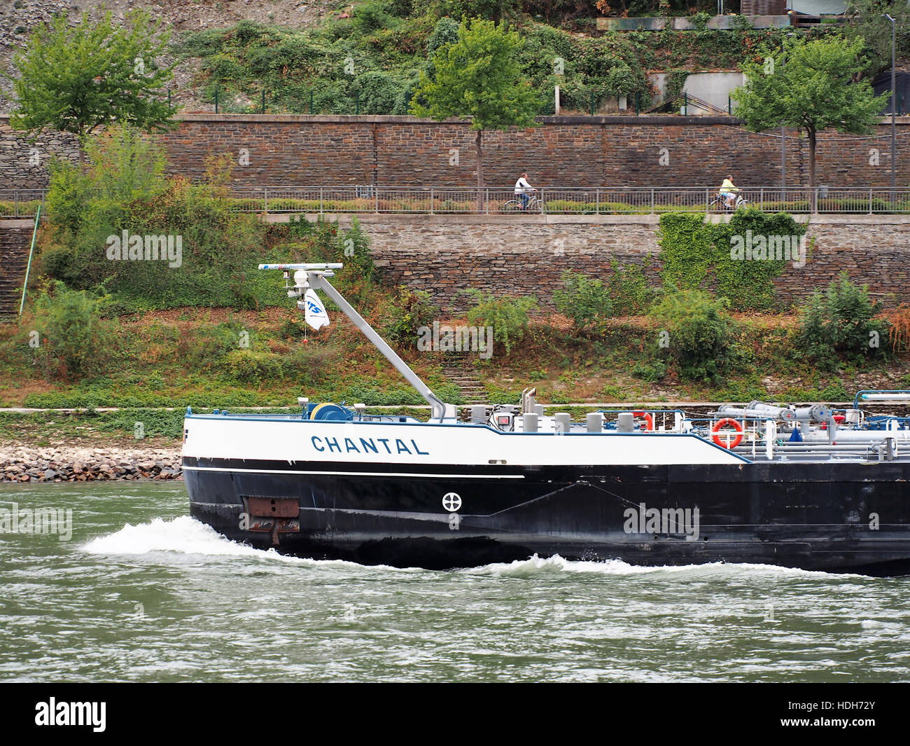 Chantal (Schiff, 2014) ENI 04811580 auf dem Rhein an der Loreley pic4 Stockfoto