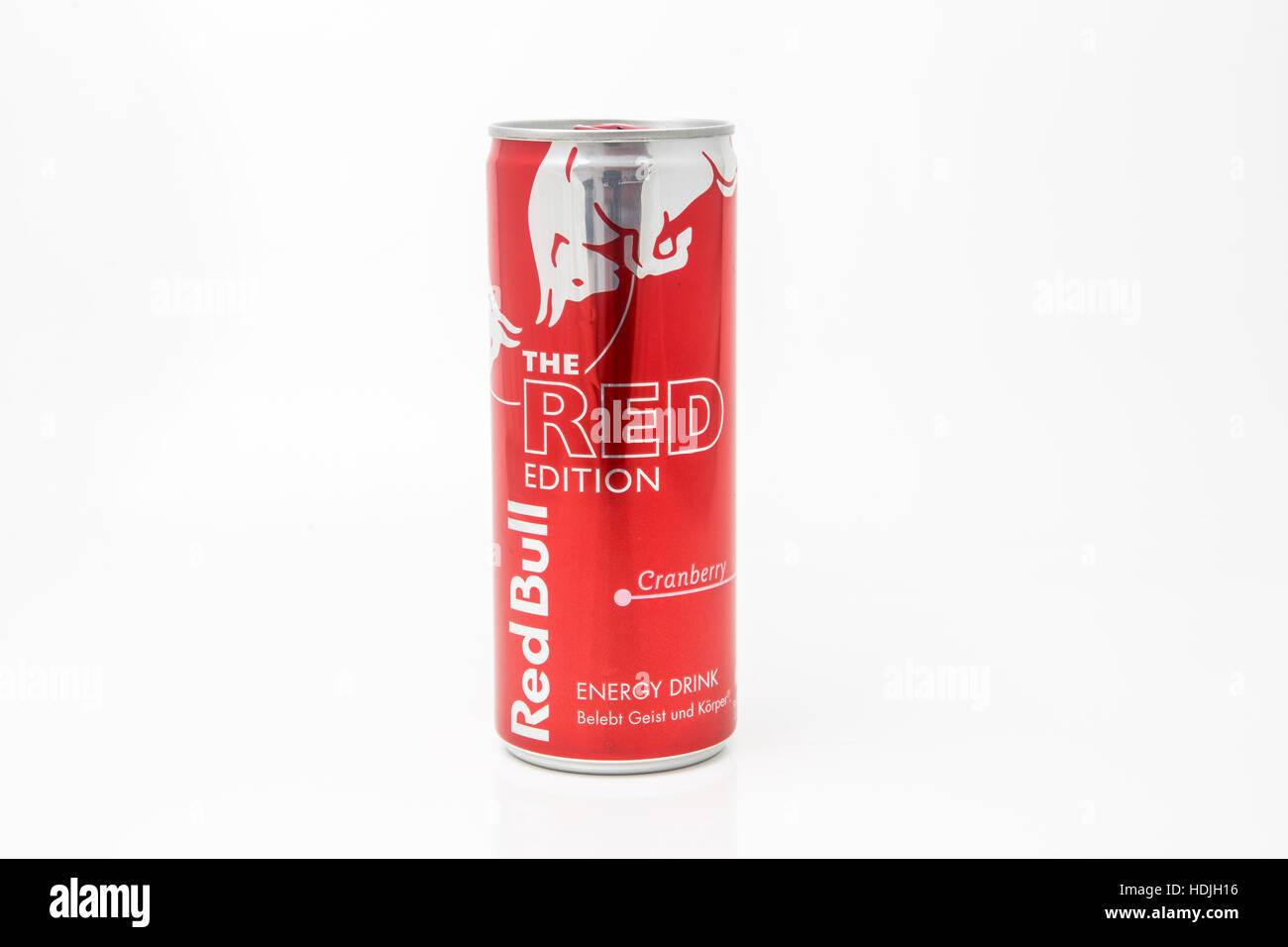 Red Bull Energy Drink Red Edition Stockfotos Und Bilder Kaufen Alamy