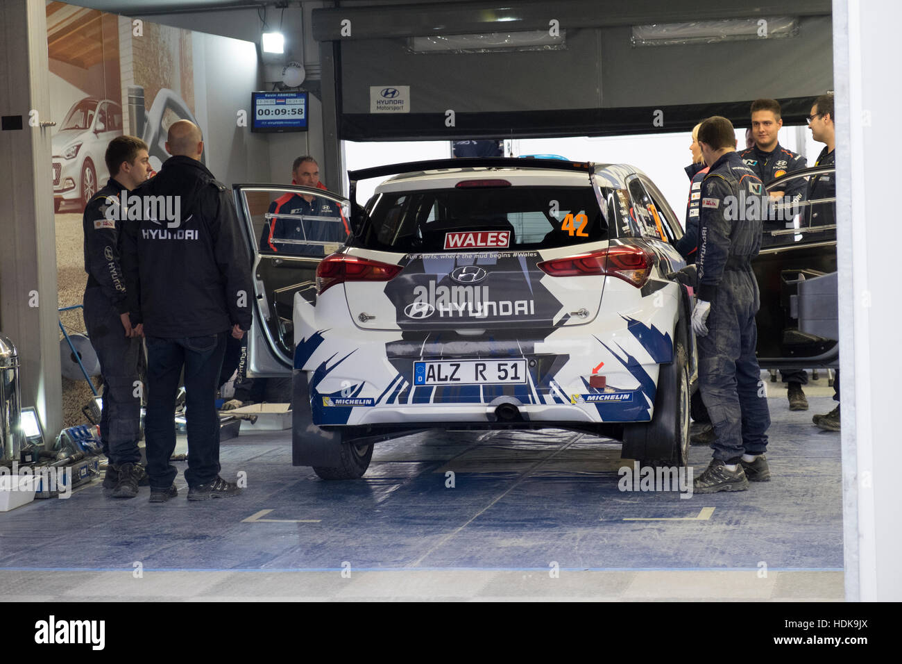 Rallye-Auto und Mechanik Stockfoto