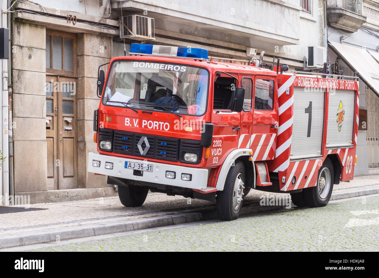 Freiwillige Renault den Feuerwehrauto, Porto, Portugal Stockfoto