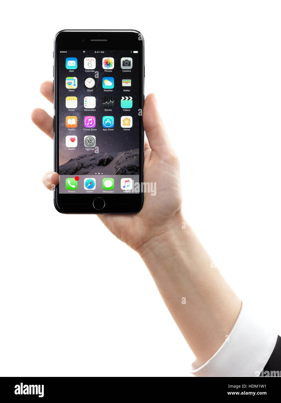 Frau Hand mit Apple iPhone 7 Plus Smartphone isoliert auf weißem Hintergrund Stockfoto