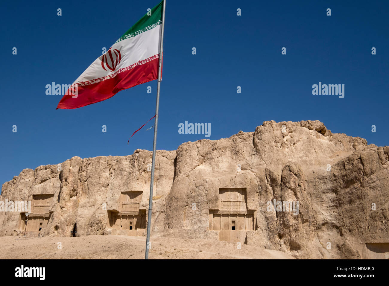 Naqsh-e Rustam ist eine antike Stätte bestehend aus kolossalen Gräber der persischen Könige. Es liegt in der Provinz Fars, Iran. Stockfoto