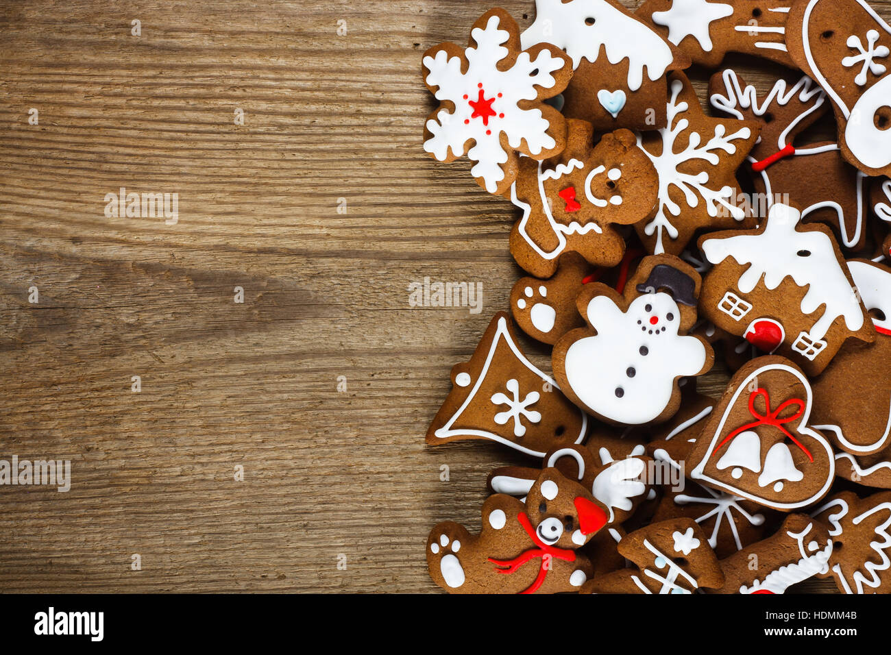 Hausgemachte Weihnachtskekse - Lebkuchen Stockfoto
