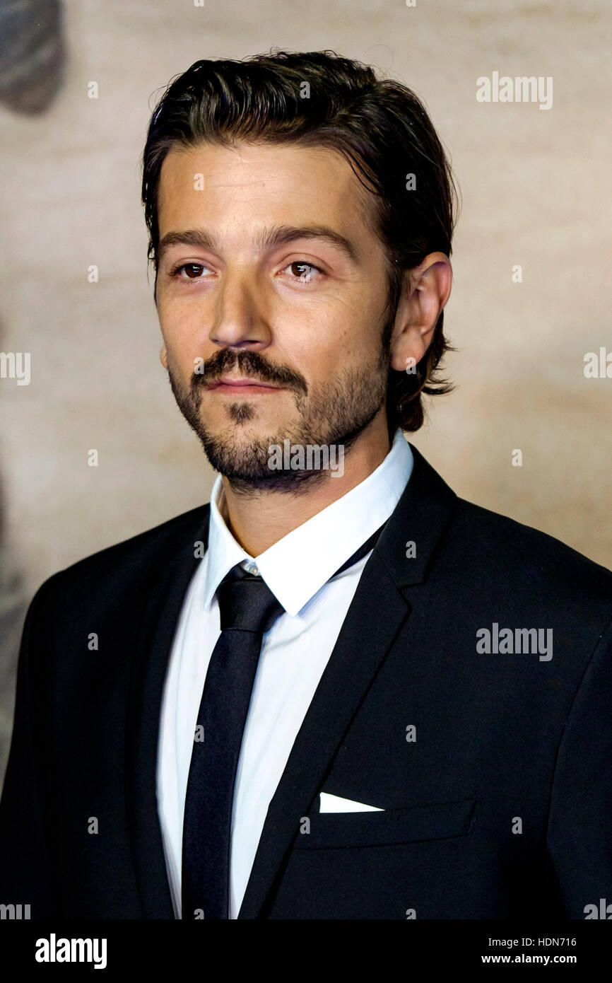 Diego Luna besucht das Launch Event von ROGUE ONE: eine STAR WARS Geschichte auf 13.12.2016 in der Tate Modern, Bankside,. Personen im Bild: Diego Luna. Bild von Julie Edwards. Stockfoto