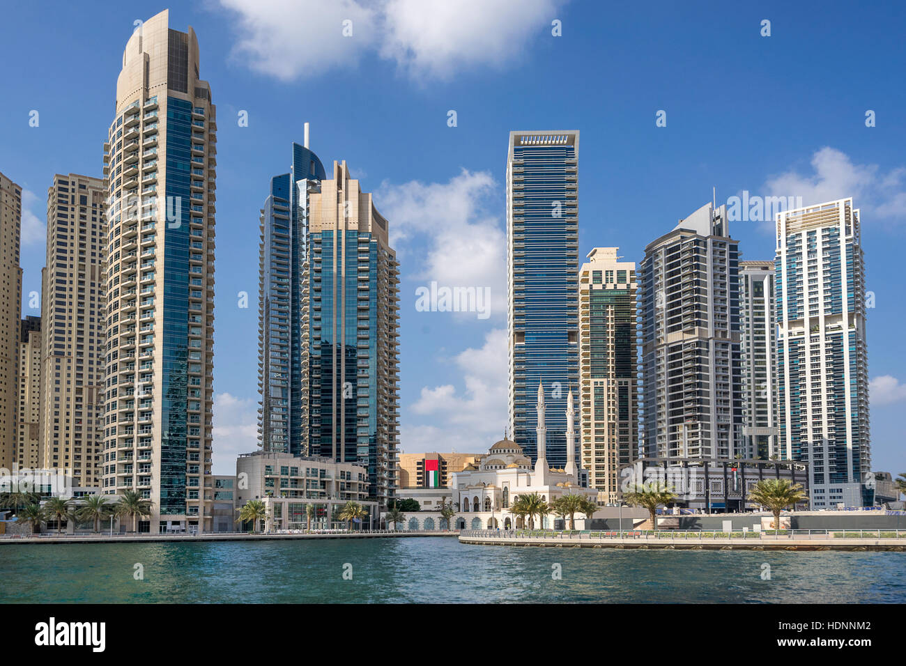 Al Raheem Moschee am Jachthafen von Dubai in den Vereinigten Arabischen Emiraten Stockfoto