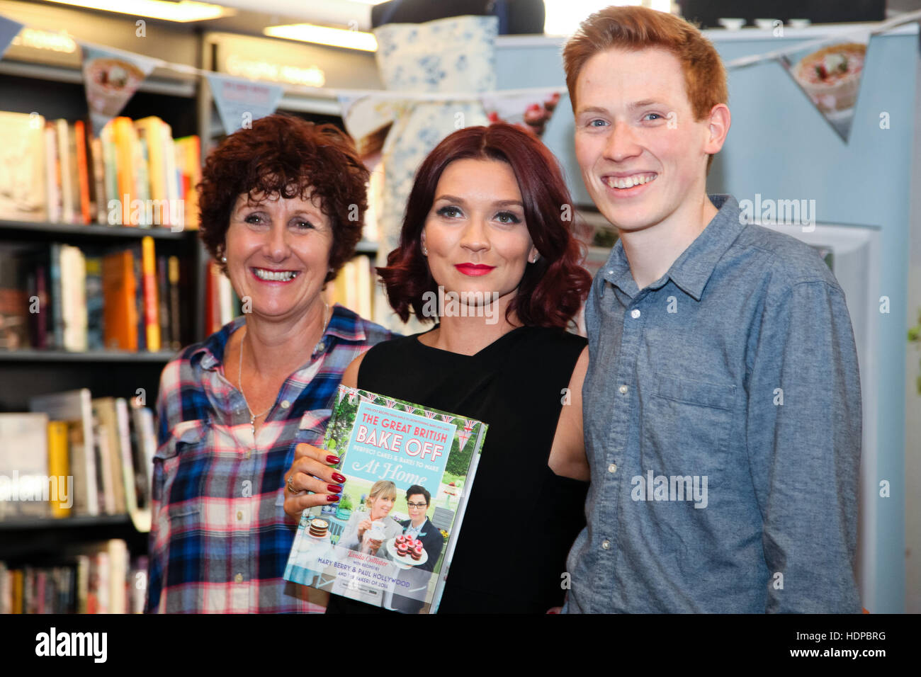 "Great British Bake Off" Signierstunde anlässlich Waterstones Piccadilly Featuring: Jane Beedle, Candice Brown, Andrew Smyth wo: London, Vereinigtes Königreich bei: 27. Oktober 2016 Stockfoto