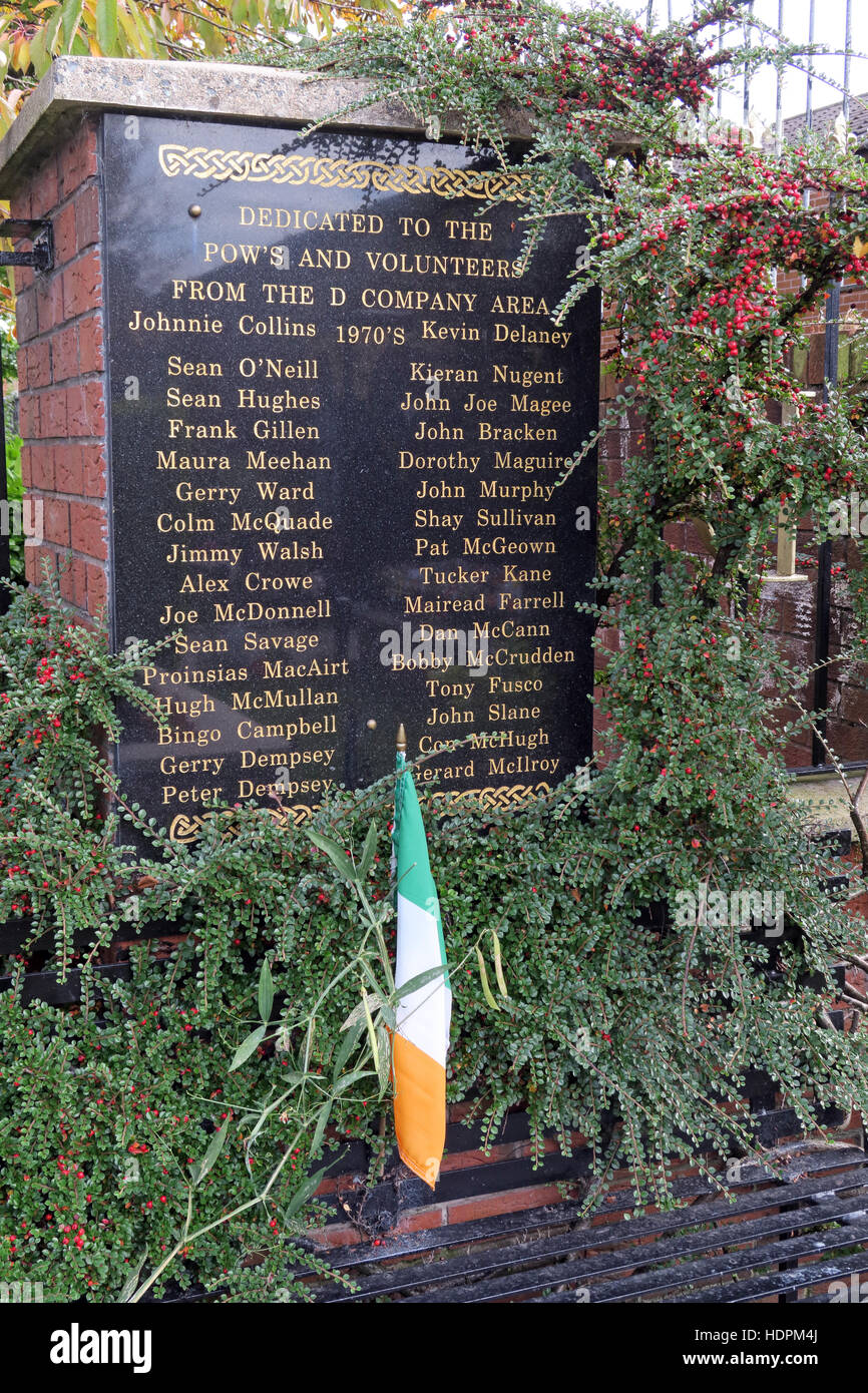 Falls rd, Garten der Erinnerung, IRA POW-Mitglieder getötet, verstorben auch Ex-Häftlinge, West Belfast, NI, UK mit irische Flagge Stockfoto