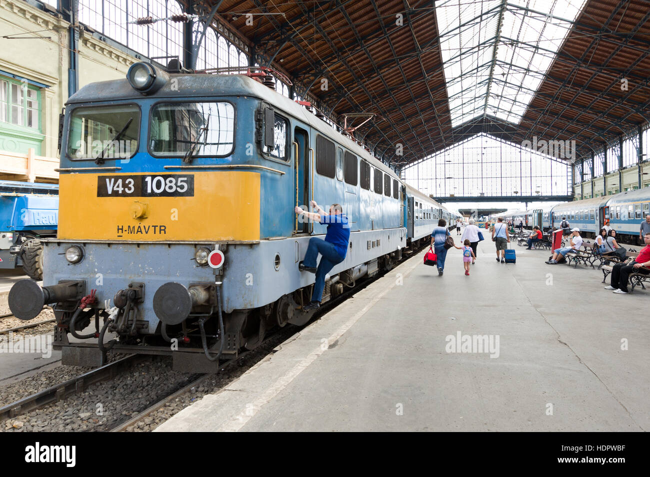 Bahnhof Budapest-Nyugati Pályaudvar, Ungarn Stockfoto