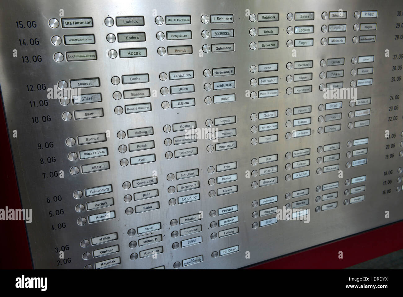 Klingelbrett, Wohnhochhaus Ideal, Fritz-Erler-Allee 120, Gropiusstadt, Neukölln, Berlin, Deutschland Stockfoto