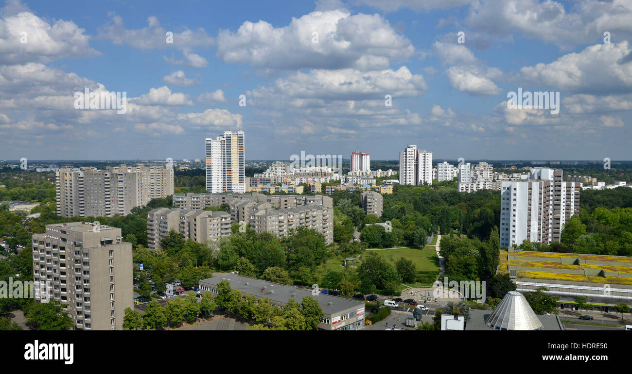 Hochhaeuser, Fritz-Erler-Allee, Gropiusstadt, Neukölln, Berlin, Deutschland Stockfoto