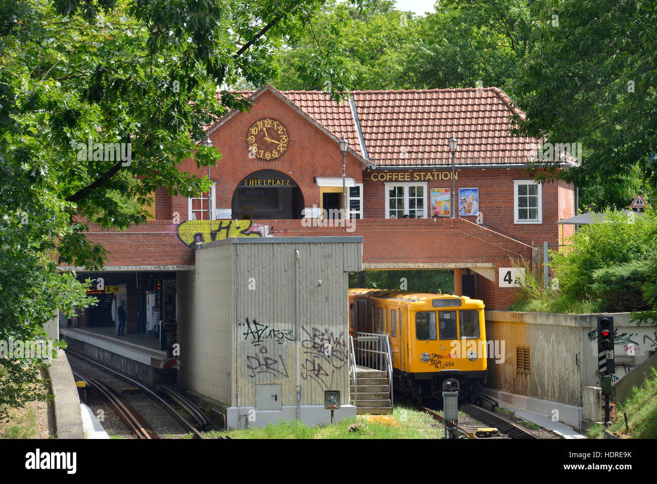 U-Bahnhof Thielplatz, Dahlem, Steglitz-Zehlendorf, Berlin, Deutschland Stockfoto