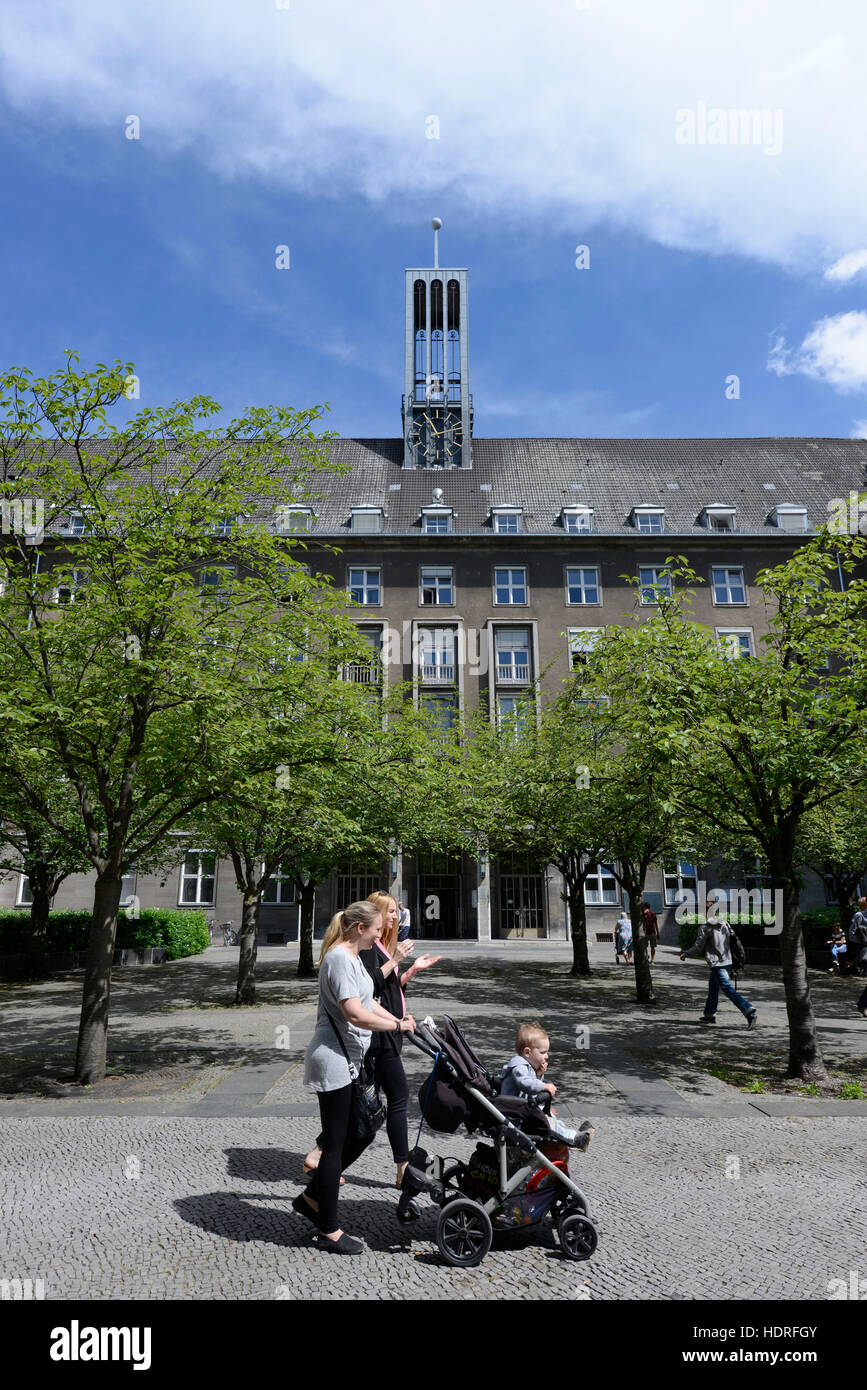 Buergeramt, Rathaus Tiergarten, Mathilde-Jacob-Platz, Moabit, Berlin, Deutschland Stockfoto