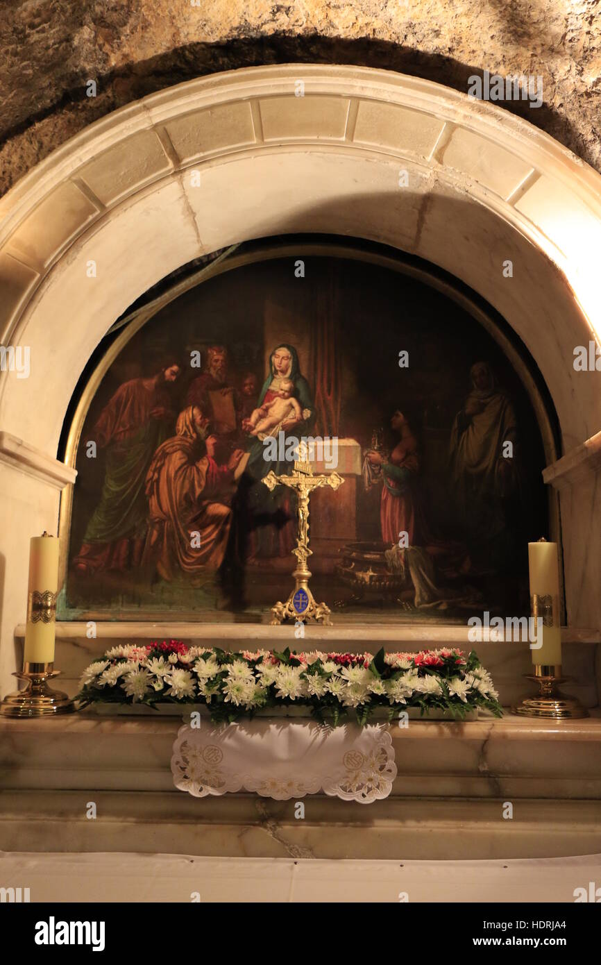 Israel, Jerusalem, den Altar in der Grotte der Geburt von Johannes dem Täufer in der Kirche St. Johannes der Täufer in Ein Karem Stockfoto