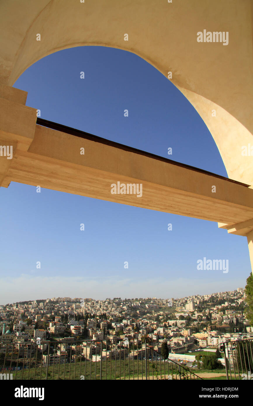 Israel, unteren Galiläa, eine Ansicht von Nazareth aus der franziskanischen "Marias Angst" Kirche Stockfoto