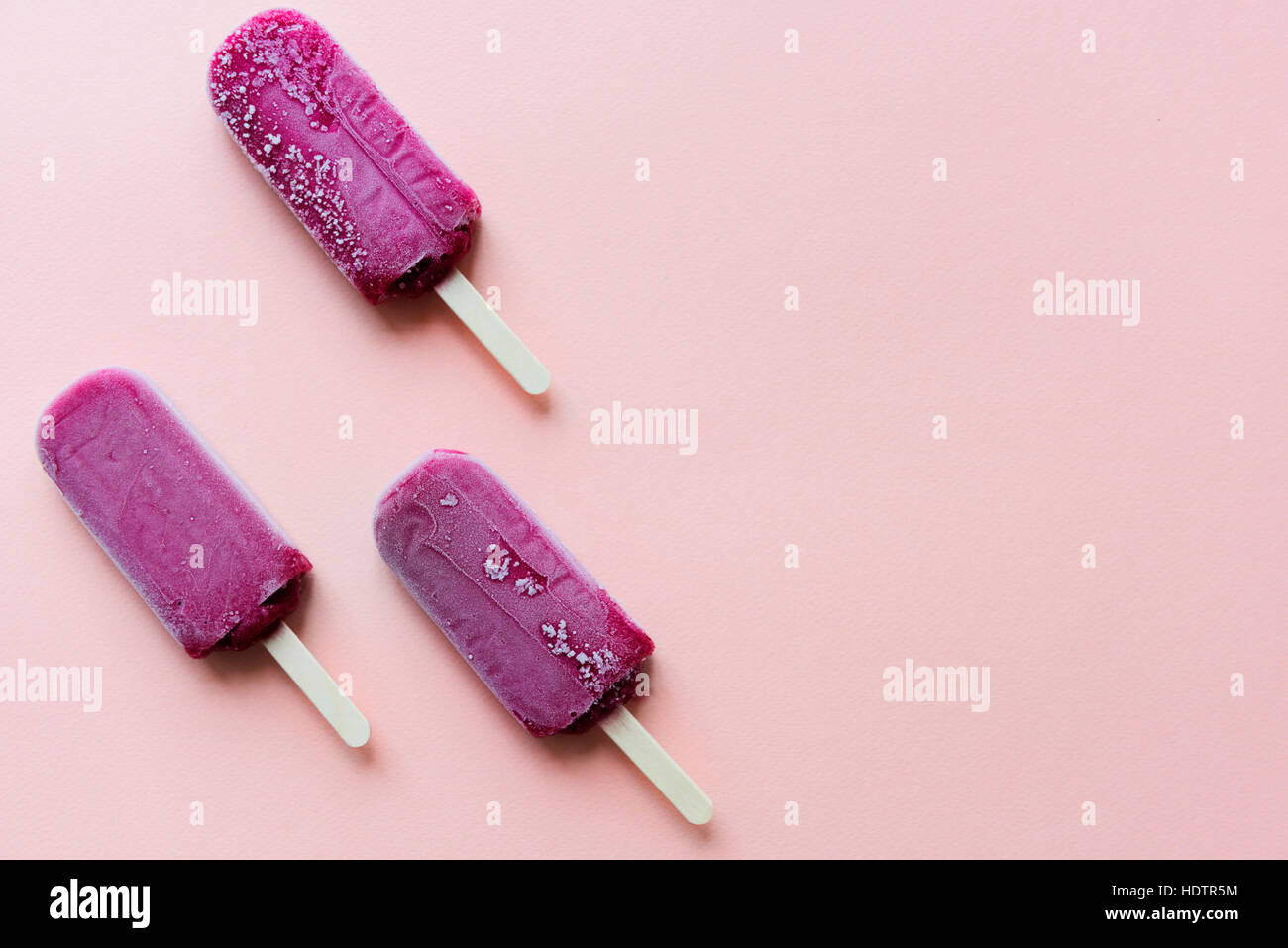Eis Pop aromatisierte Eis gefrorenes Dessert süße leckere Konzept Stockfoto