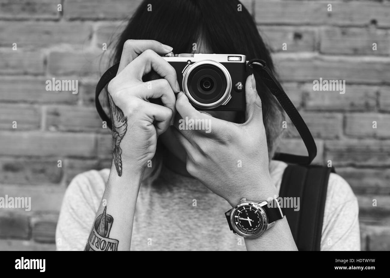 Mann-Fotograf-Traveler-Lifestyle-Konzept Stockfoto