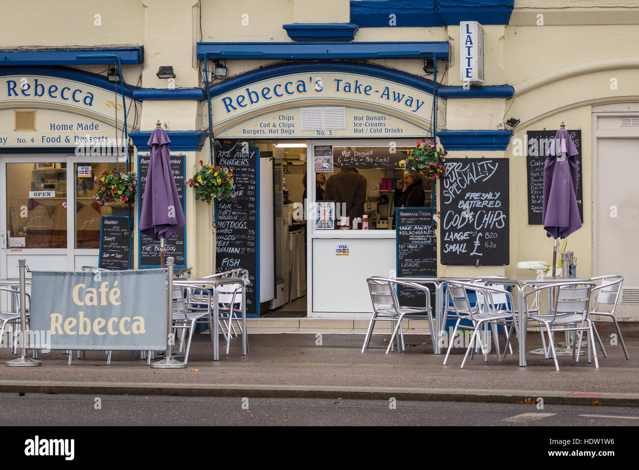 Fast menschenleer Strandpromenade Cafe am Southend-on-Sea Stockfoto