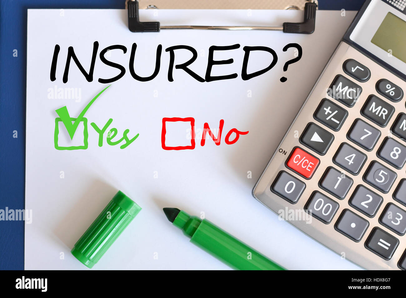 Ja oder Nein Frage bezüglich der Versicherung Stockfoto