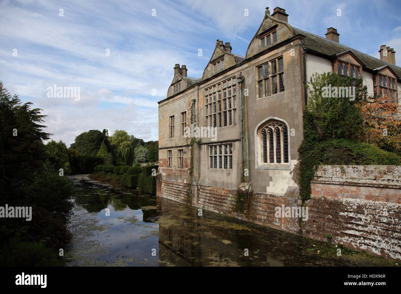 Coombe Abbey, im Zentrum ein beliebter Wasserburg Ort für Hochzeiten, Hotel und Konferenzzentrum in Coventry Stockfoto