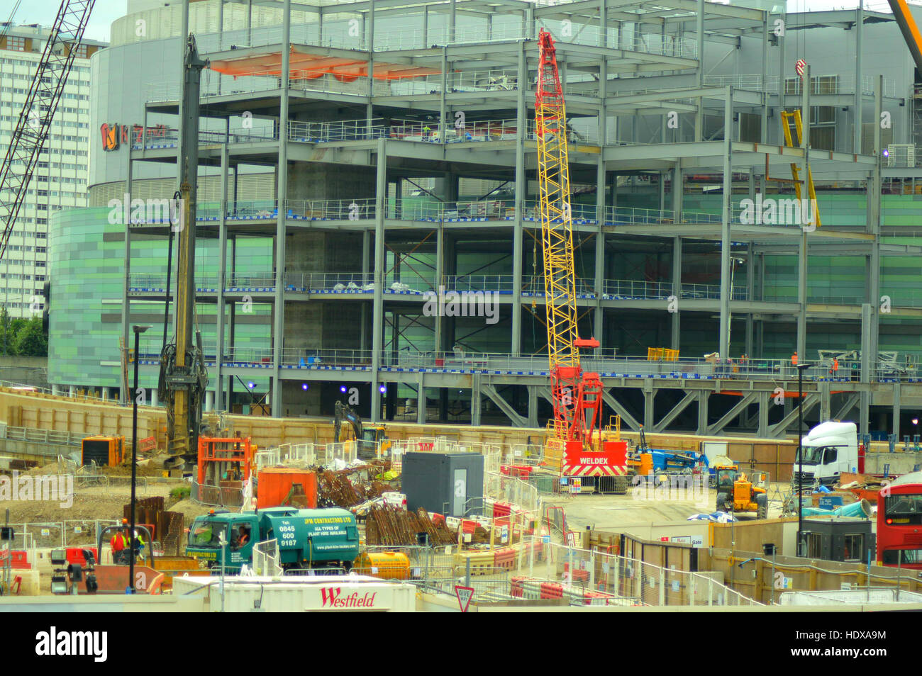 Der Erweiterungsbau in Westfield White City London Stockfoto