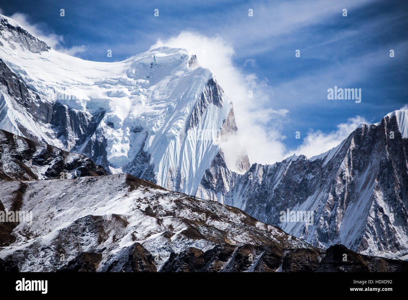 Berge auf ABC trek in Nepal Stockfoto