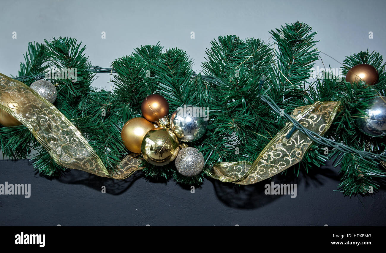 Weihnachten und Neujahr Dekorationen und Geschenke Stockfoto