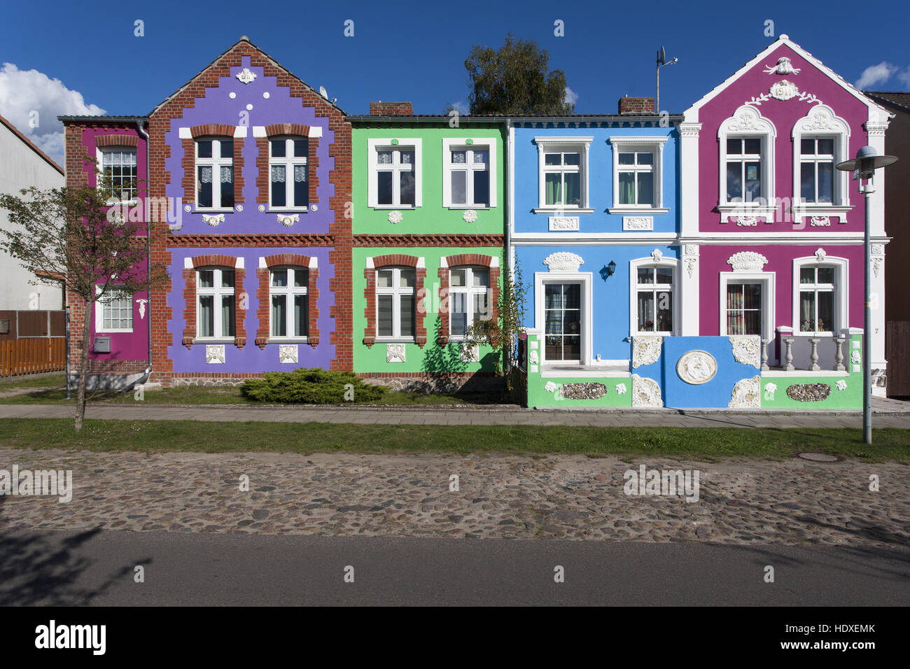 bunte renovierten Altbau, Fürstenberg/Havel, Oberhavel Bezirk, Brandenburg, Deutschland Stockfoto