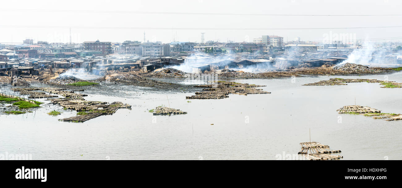 Die schwimmenden Slums von Lagos, Nigeria Stockfoto